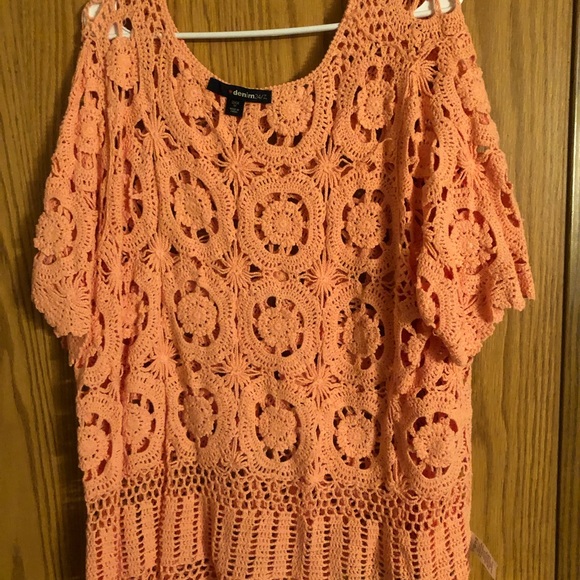 Vibrant peach sweater that screams spring! - Picture 2 of 3